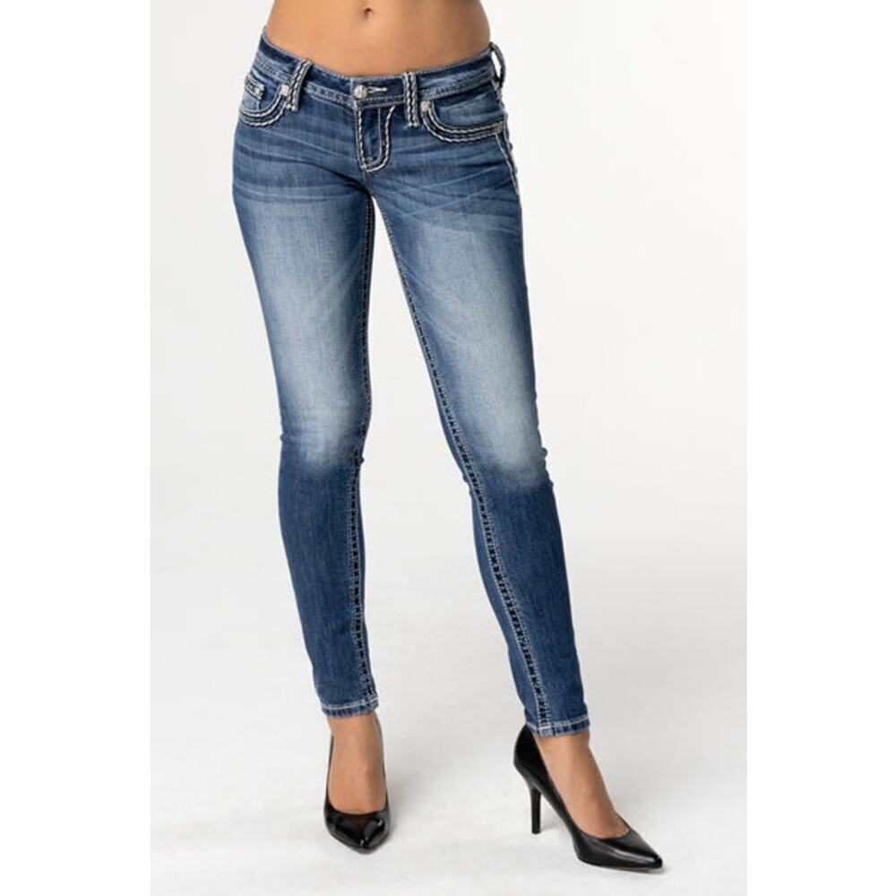 Miss Me  signature skinny jeans sz 28 WJ152